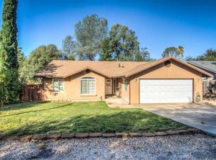 1712 Stanton Dr, Shasta Lake, CA 96019