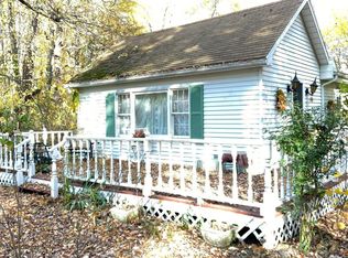 12997 Crestview Dr, Sawyer, MI 49125