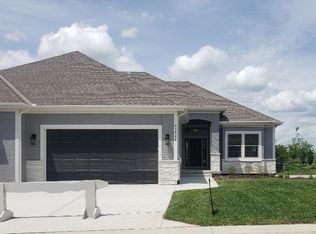 21746 W 116th Ter, Olathe, KS 66061
