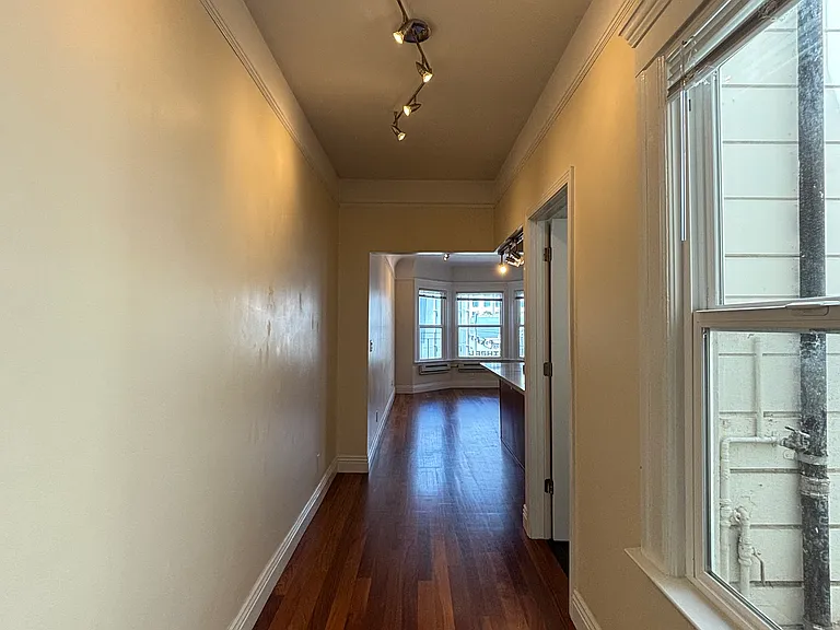 624 Shrader St #8 — Photo 4
