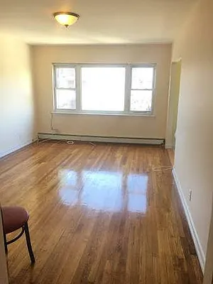 Rented by MAC Realty NY | media 7