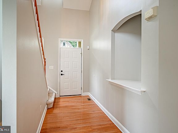 4th image of 1251 Brookstone Dr