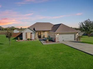 202 Butler St, Savoy, TX 75479