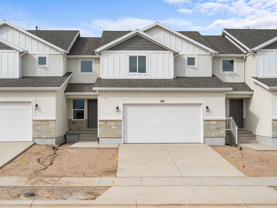 1st image of 937 N 215 W #1