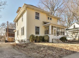 711 W California Ave, Urbana, IL 61801