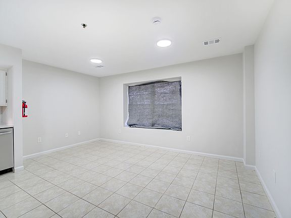 3rd image of 22-24 Avon Ave APT 1
