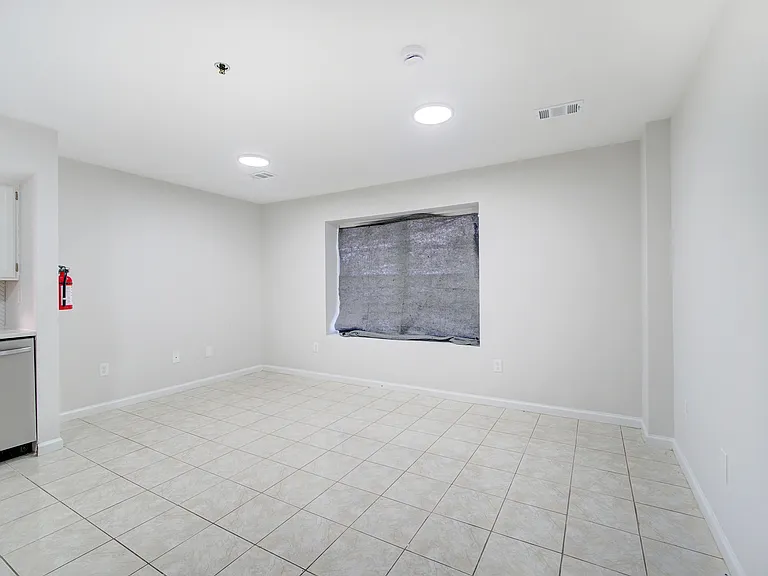 22-24 Avon Ave #1 — Photo 3