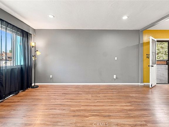 5th image of 1437 W I St