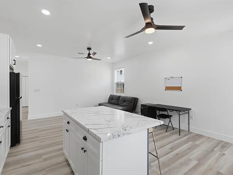 8209 Richland Dr #B — Photo 7