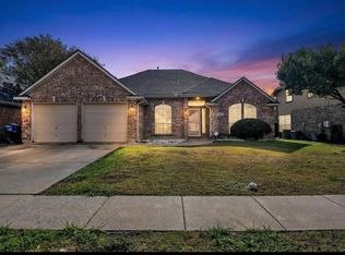 2202 Richmond Cir, Mansfield, TX 76063