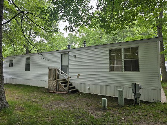 2nd image of 2317 Shamrock Ln