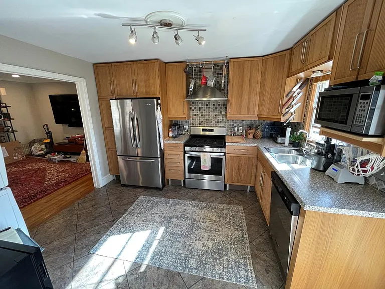 147 Lindbergh Dr NE #A — Photo 30