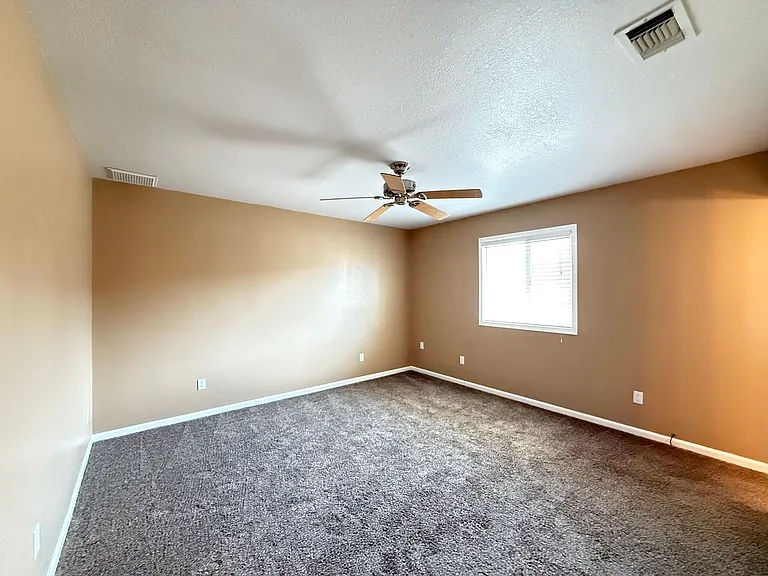 1010 Pueblo Dr — Photo 8