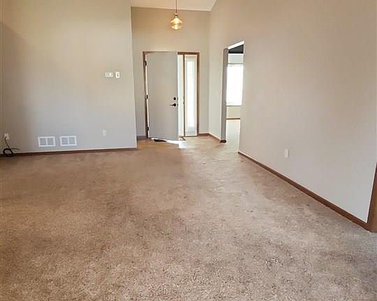 2nd image of 301 Skylark Dr