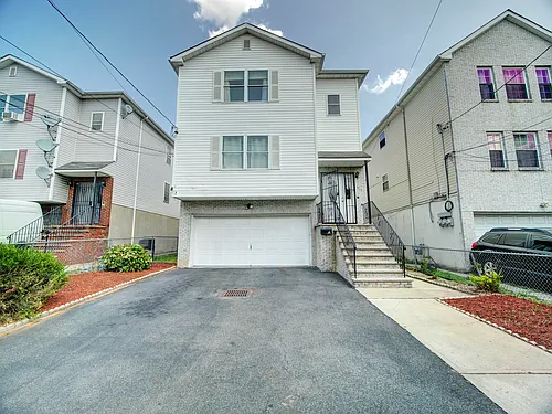 515 Irvine Turner Blvd #2 Photo 1