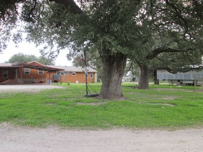 687 County Road 6612, Devine, TX, 78016