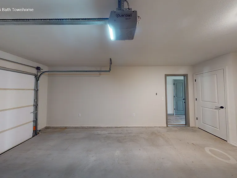 Reserve on 29th Townhomes — Photo 36
