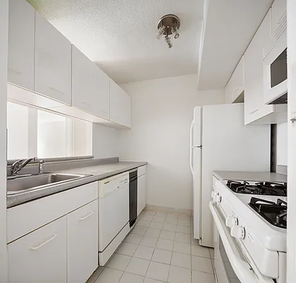 Sold by Compass | media 15