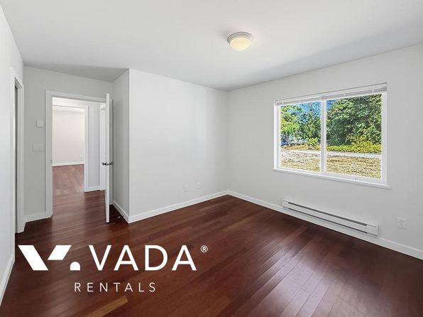 2 bedroom rental in Surrey — photo 11