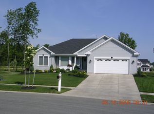 179 Autumn Creek Ct, East Amherst, NY 14051