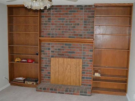 FAMILY ROOM AREA