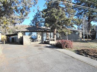 1028 NE 9th St, Bend, OR 97701