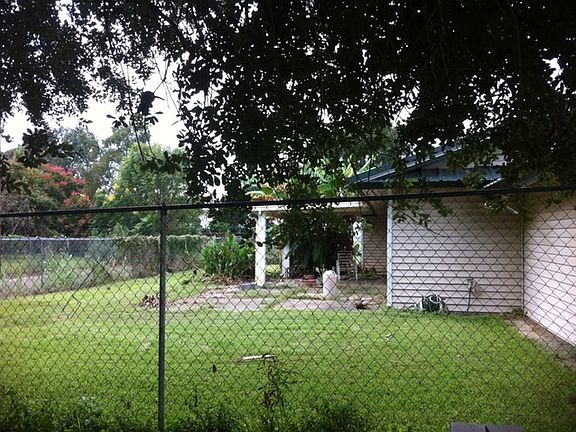 4th image of 708 Redwood St
