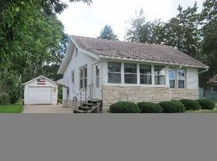 1211 E Boone St, Marshalltown, IA 50158