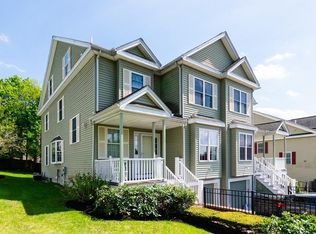 20 Andrea Cir #20, Needham Heights, MA 02494