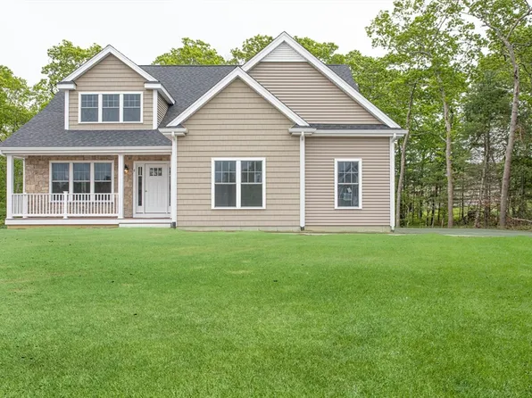 37 Metacomet Rd #37, West Bridgewater, MA 02379
