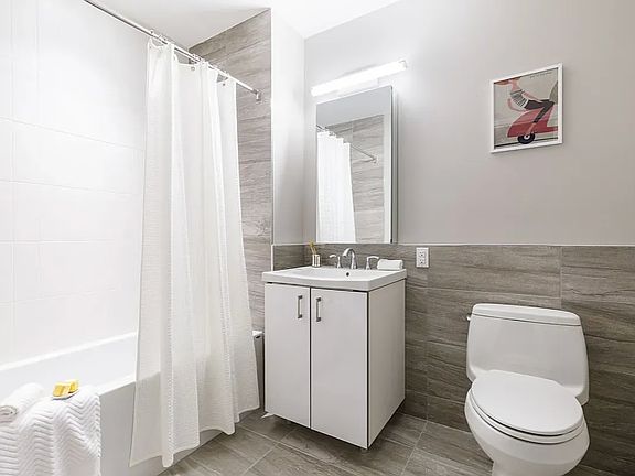 5th image of 147-40 Archer Ave #1418