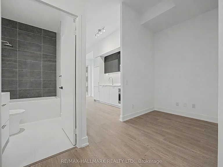 308 Jarvis St #708 — Photo 14