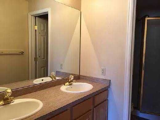 920 E Plum Creek Pkwy #106 — Photo 3