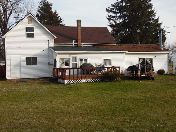 2nd image of 526 Poplar St