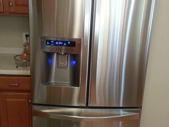 Refrigerator