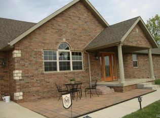 20554 Luna Rd, Waynesville, MO 65583