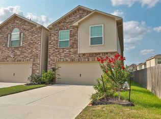 5112 Dauntless Dr, Houston, TX 77066