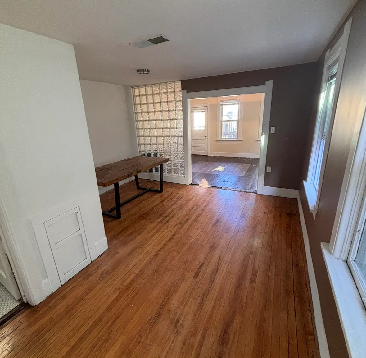 2 bed, 950 sqft, $1,500 — Photo 4