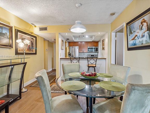 5th image of 850 N Miami Ave #W-1802