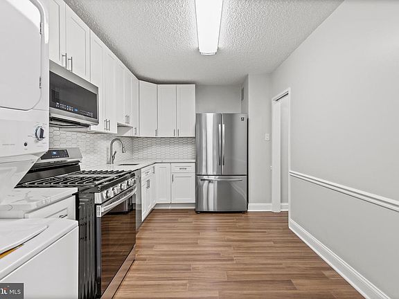 2nd image of 3701 S George Mason Dr Unit 1917N