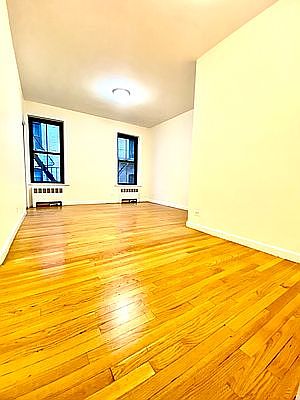 3rd image of 528 E 79th St #4AV