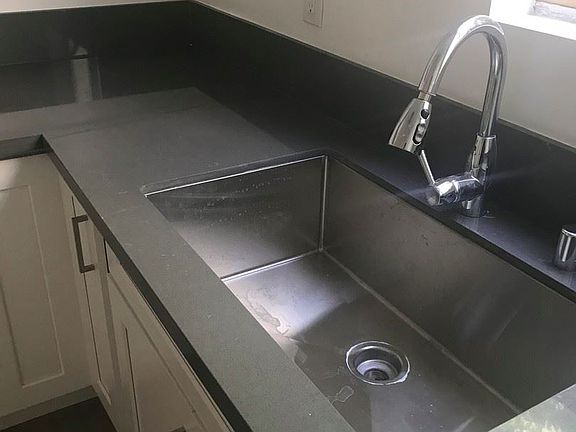 5th image of 959 N Vendome St #9467947