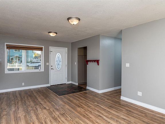 5th image of 2408 Boise St
