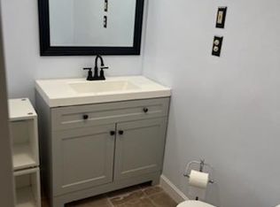 82 Fowler Rd UNIT 2, North Stonington, CT 06359