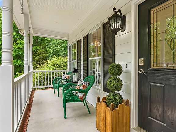 4th image of 1214 Halcyon Pl