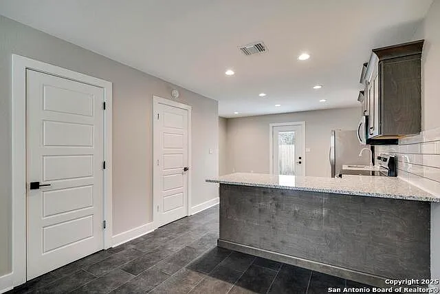 349 Will Rogers Dr #B — Photo 14