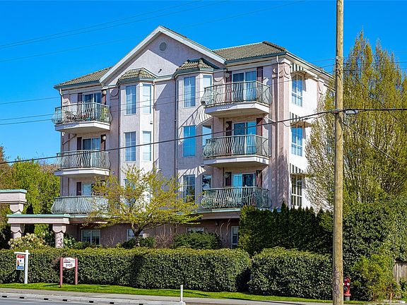 4th image of 3133 Tillicum Rd #407