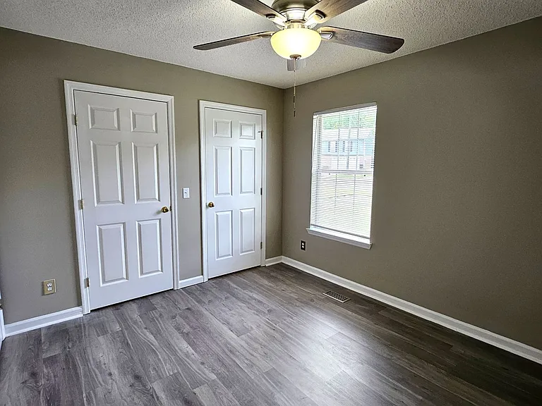8610 Brookshadow Dr — Photo 11