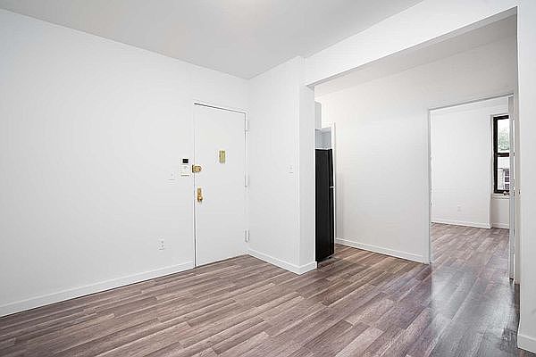 1st image of 156 E 102nd St #3