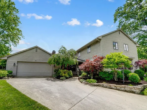 26 Sycamore Ter, Middletown, OH 45044